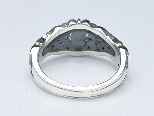 Deal Design Fine Gate Ring