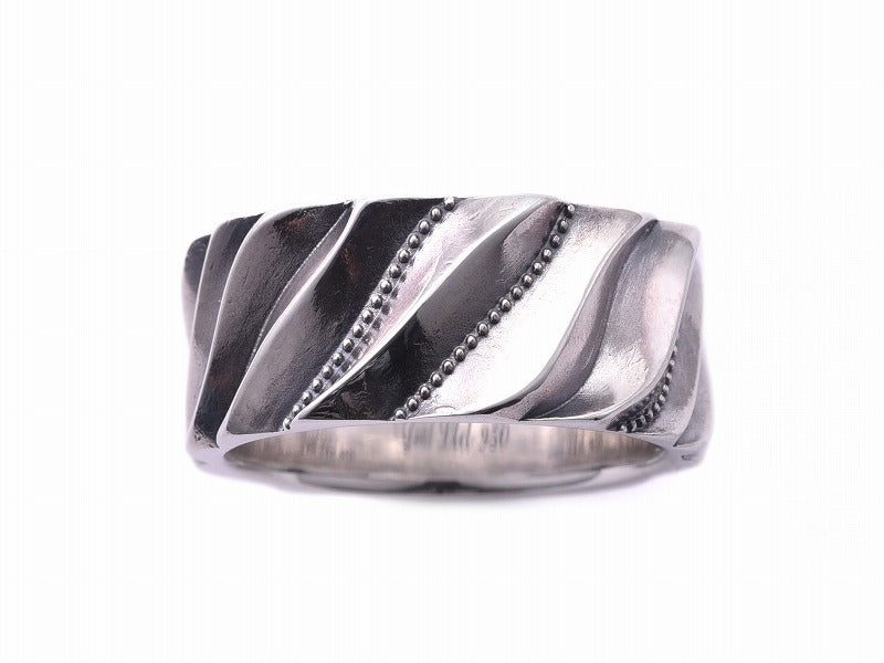 Deal Design Drape Cut 10mm Ring