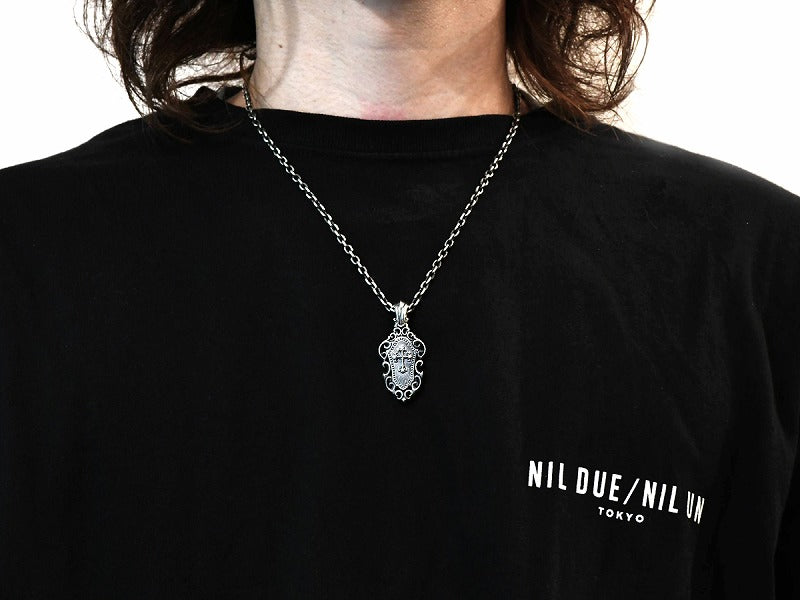 Deal Design Gravity Coffin Pendant