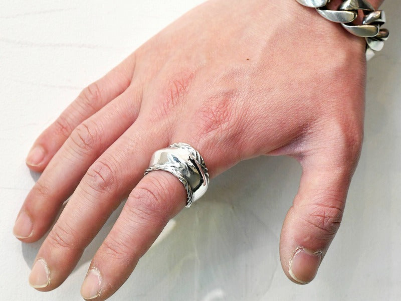 Deal Design RT:Ghost Ring