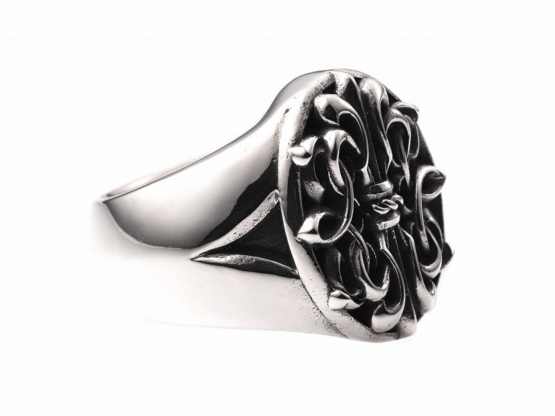Oval Signet wide Ring