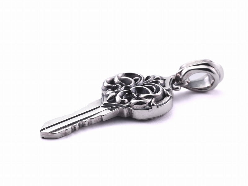Deal Design Empire Key Pendant