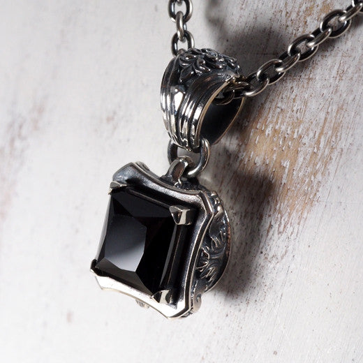 Guardia - Aster Square Pendant 14