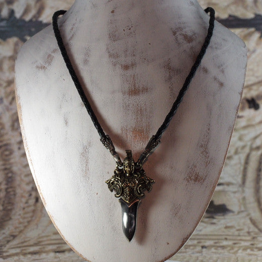 Guardia - Athena Pendant w/ Chain 12