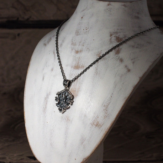 Guardia - Black Maria Pendant 10