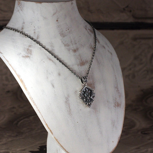 Guardia - Black Maria Pendant 11