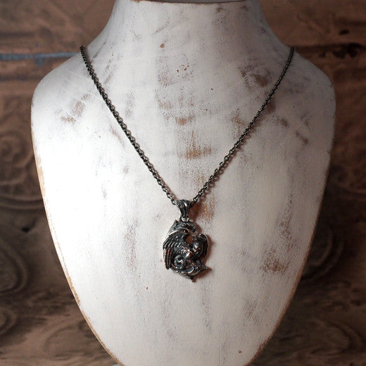 Guardia - Griffin Pendant 11