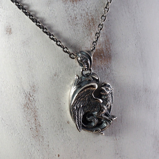 Guardia - Griffin Pendant 8