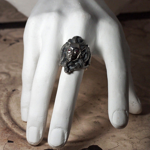 Guardia - Medusa Ring 12