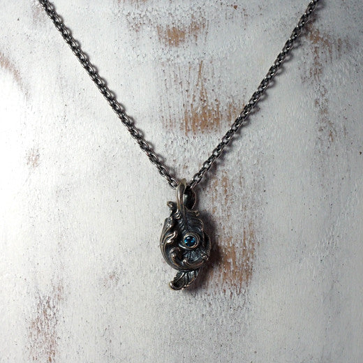 Guardia - Musa Pendant 13