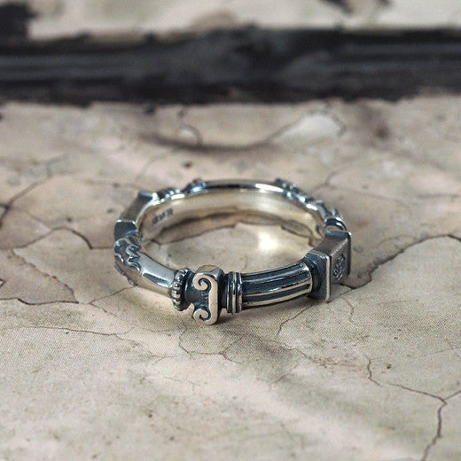 Guardia Ancient Column Ring 10