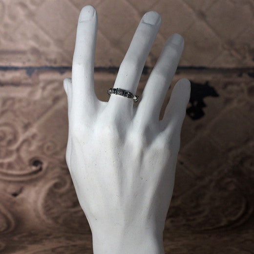 Guardia Ancient Column Ring 12