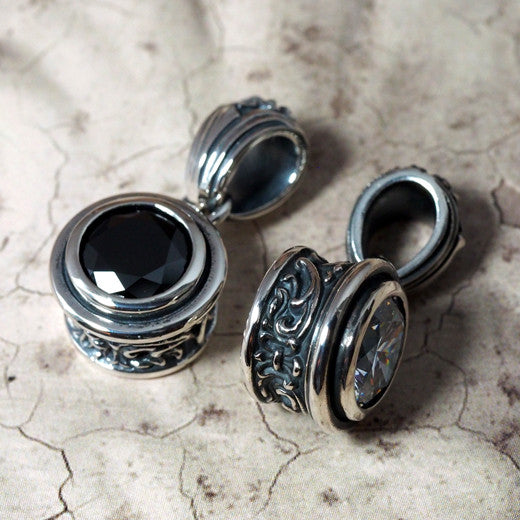 Guardia Aster Round Pendant 9