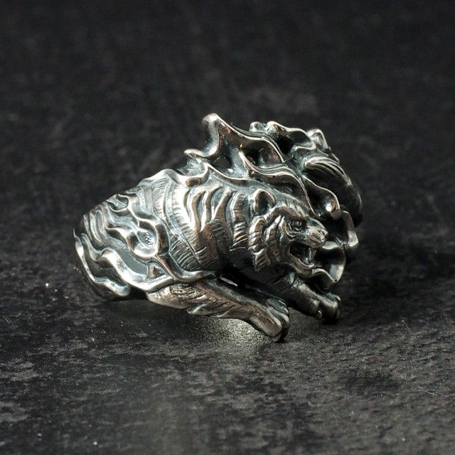 Guardia Byacco Ring 8