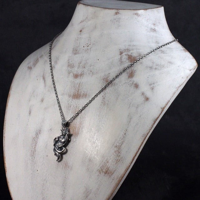 Guardia Nekomata Pendant 9