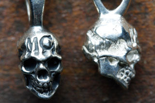 Mad Cult - Brat Charm Skull Pendant w/ necklace_2