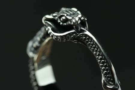 Mad Cult Decayed Uroboros-Ring_9