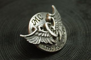 Mad Cult - Flying Wheel Button_3