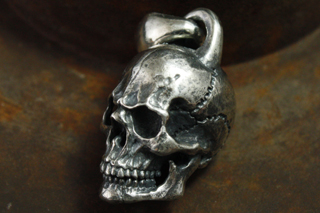 Mad Cult - Lust Pendant_8