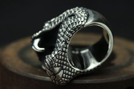 Mad Cult - Murder Snake XL Ring_8