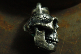 Mad Cult - Olly Skull Pendant_7