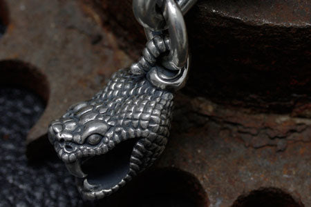 Mad Cult - Result of Violence Wallet Chain_8