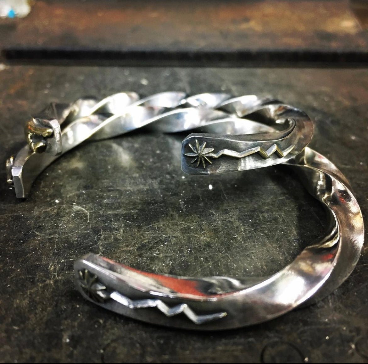 ROAD Black Magic Bangle 8