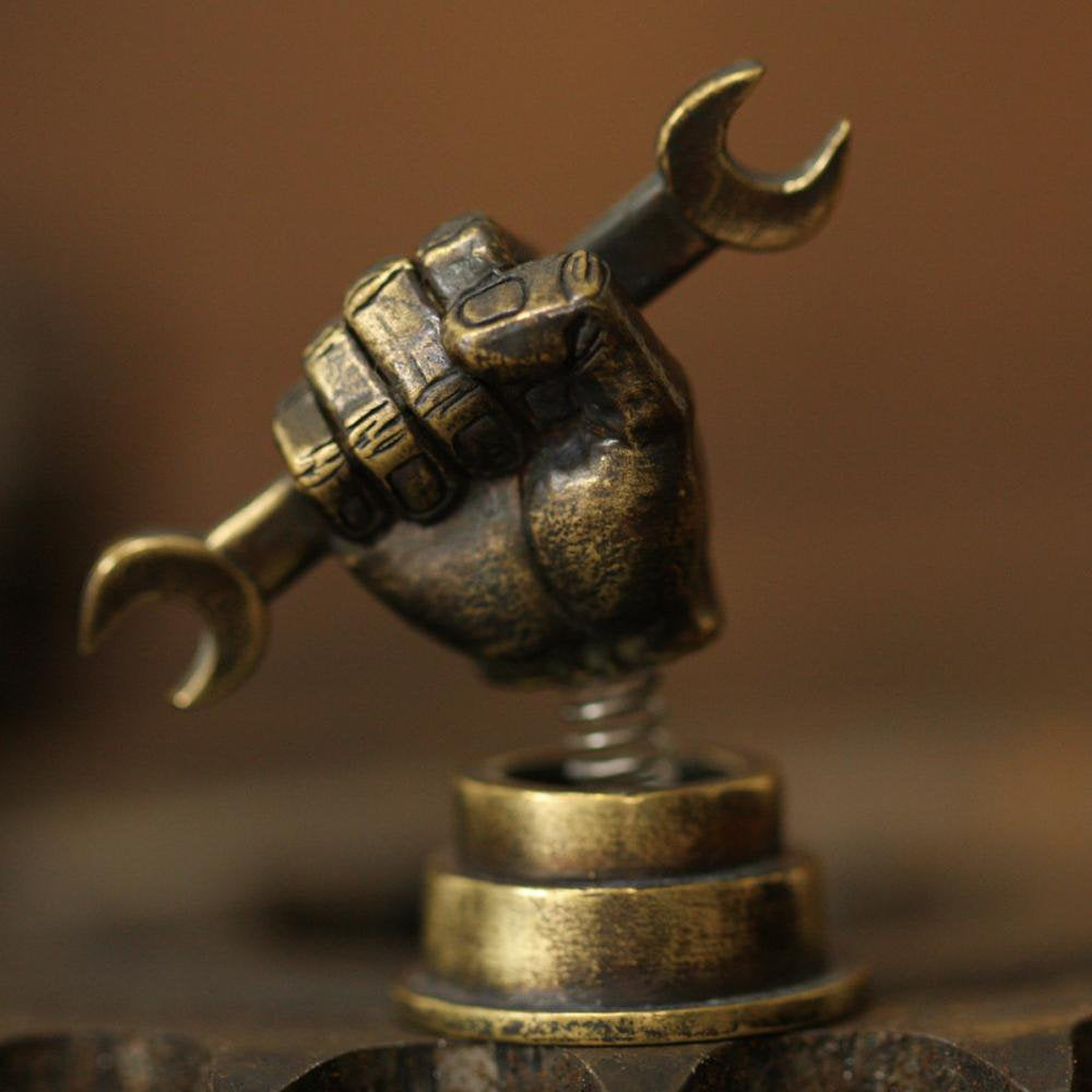 ROAD Craftman’s Bobbin Hand 4