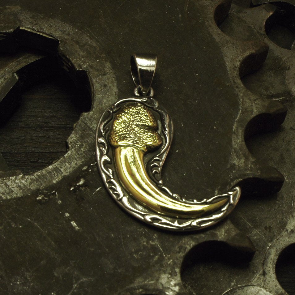 ROAD Make a choice 18Kt Gold Eagle Claw Pendant 1