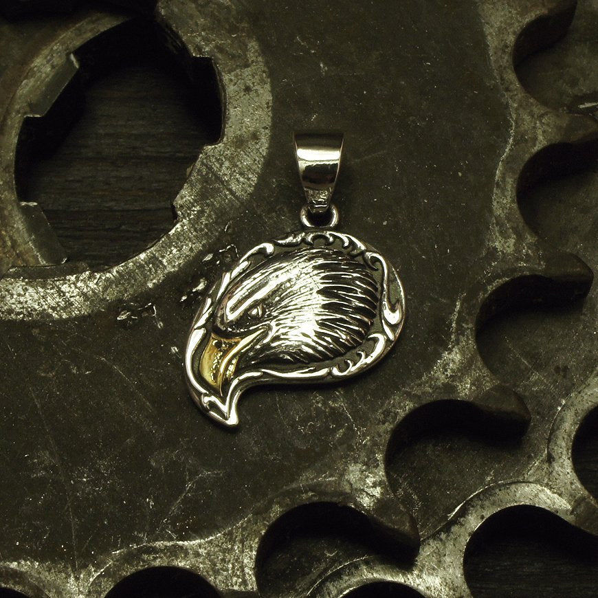 ROAD Make a choice Pendant 1