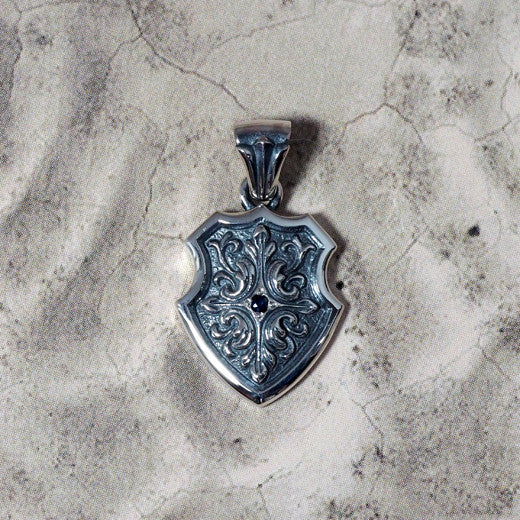 Guardia Crossed Acanthus Pendant