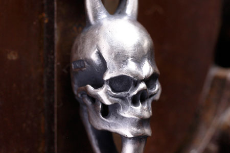 Mad Cult Mask 骷髏吊墜