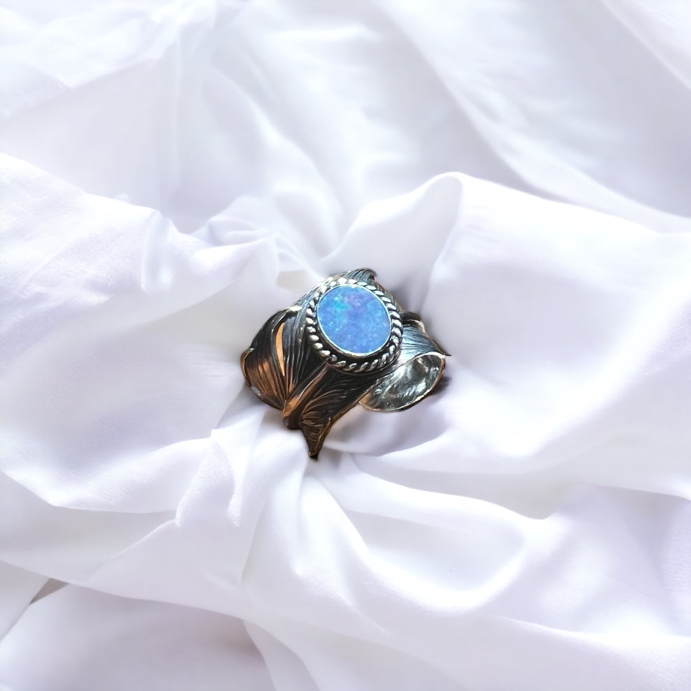 Nine Metal 925 Silver Cup Feather Ring w/ Opal