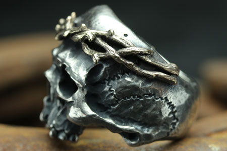 Mad Cult hk Jesus Skull Head III 銅質荊棘戒指