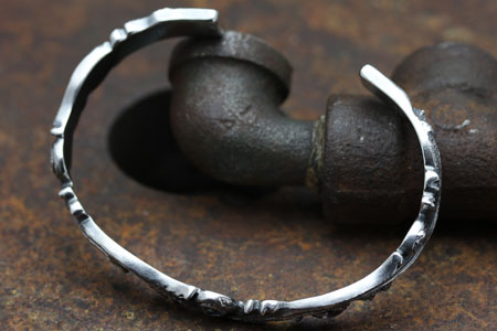 Mad Cult Old Arabesque Bangle舊化唐草手鐲