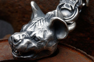 Mad Cult hk Hyena Head 吊墜
