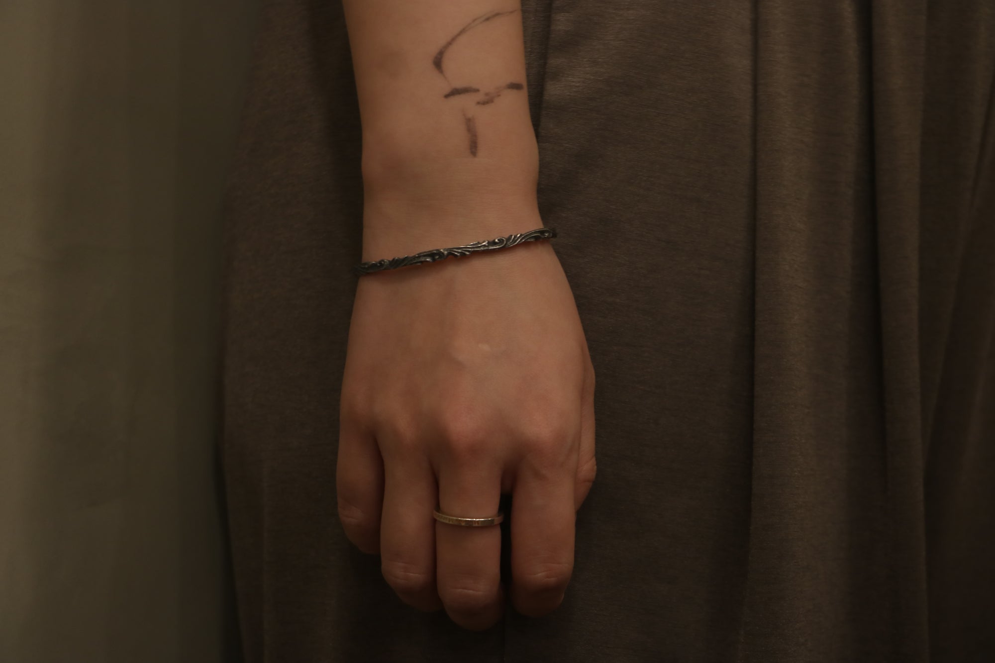 Old Arabesque Bangle S