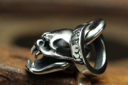 Mad Cult Snale SS Pendant