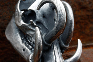 Mad Cult hk Babirusa Skull Head 吊墜