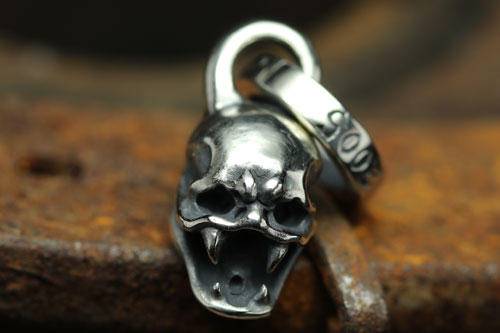 Mad Cult Snale SS Pendant