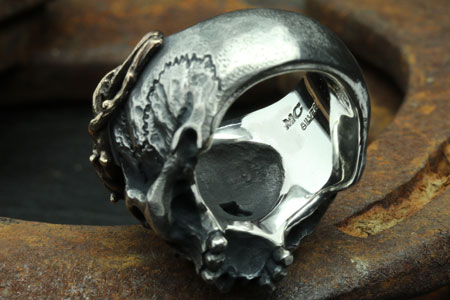 Mad Cult hk Jesus Skull Head III 銅質荊棘戒指