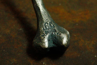 Mad Cult hk Bone Cross 吊墜