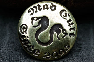 Mad Cult Logo 黃銅裝飾鈕扣