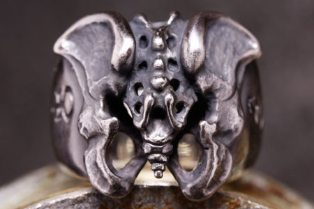 Mad Cult Pelvic Butterfly 純銀戒指