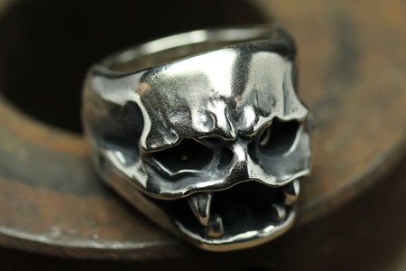 Mad Cult Snale Ring