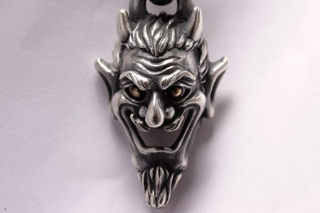 Mad Cult Satanist Mask 黃銅眼吊墜