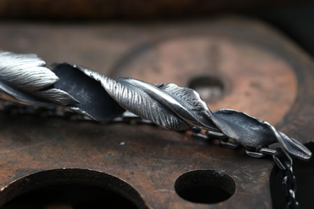 Mad Cult Twist Feather Classic 吊墜
