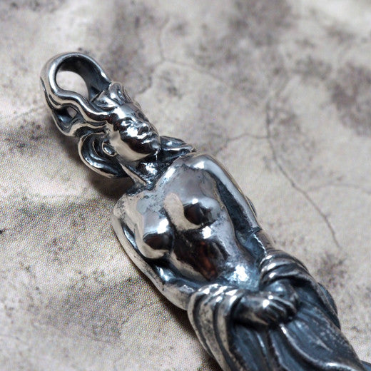 Guardia Galatea Pendant