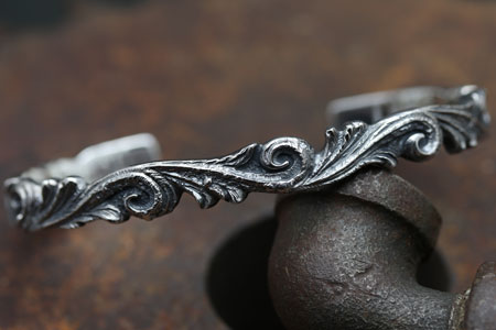 Mad Cult Old Arabesque Bangle舊化唐草手鐲