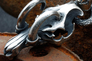 Mad Cult hk Babirusa Skull without Jaw 吊墜